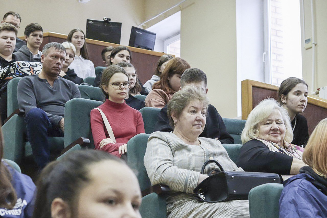 image-29-11-23-06-06-5